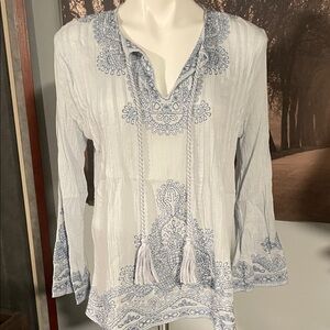 Neiman Marcus Blue Cotton Blouse with Embroidery - L